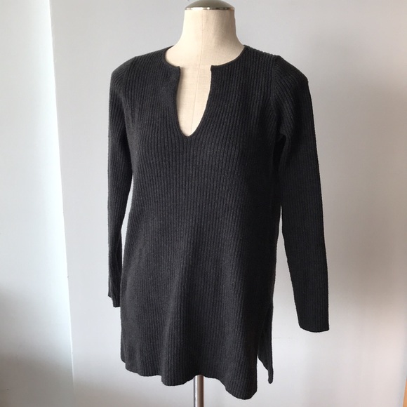 ETT:TWA by Anthropologie long sleeve grey ribbed tunic - Picture 2 of 9